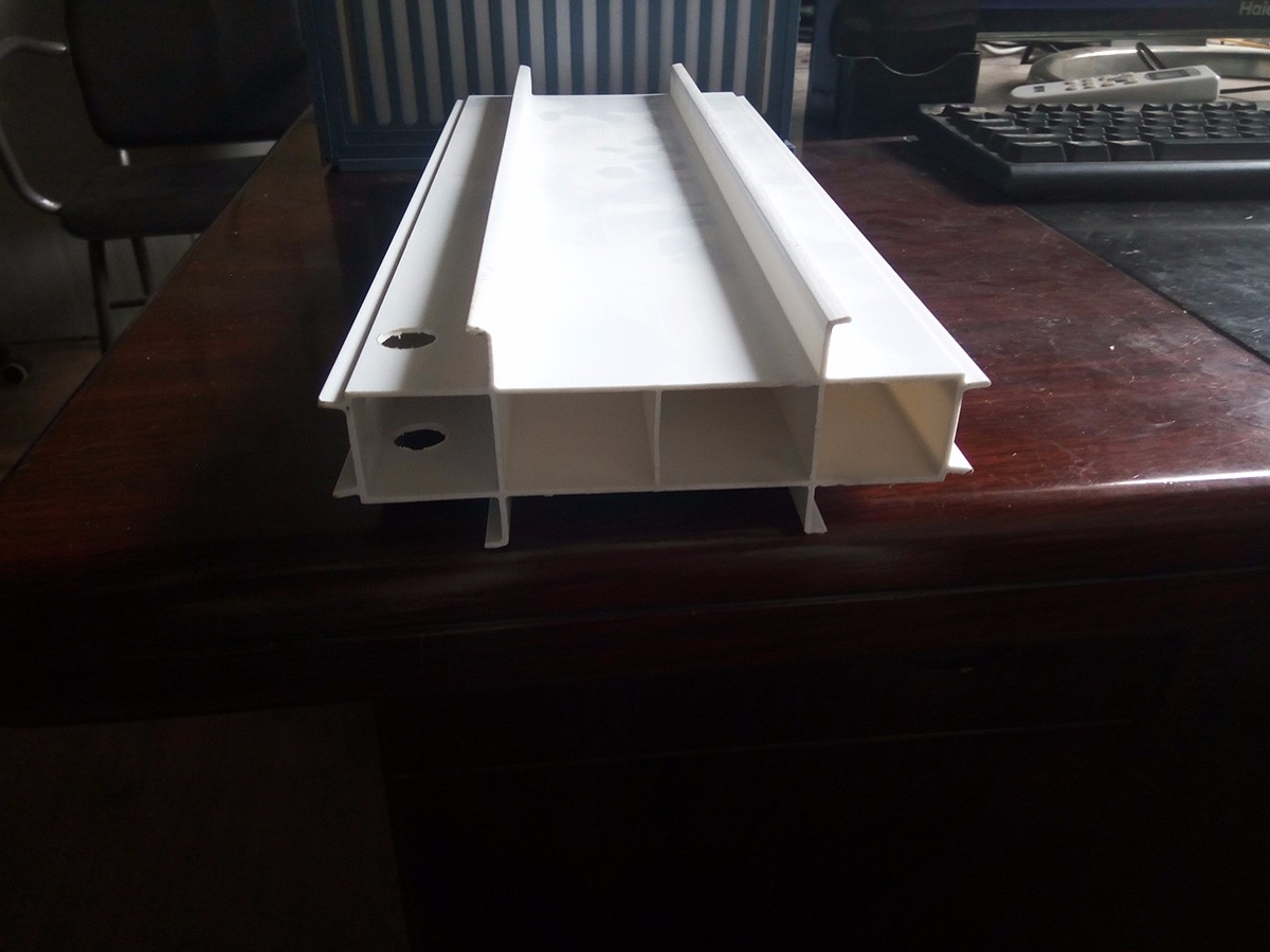 陕西立面拉缝板 (1)150MM宽拉缝板